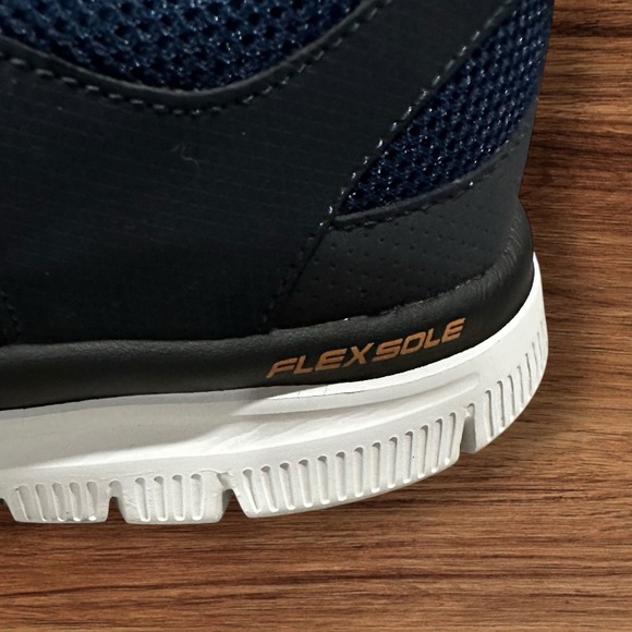 Men’s Skechers Navy & Orange Mesh S Logo Lightweight Running Sneakers, Size 12. - Picture 12 of 13